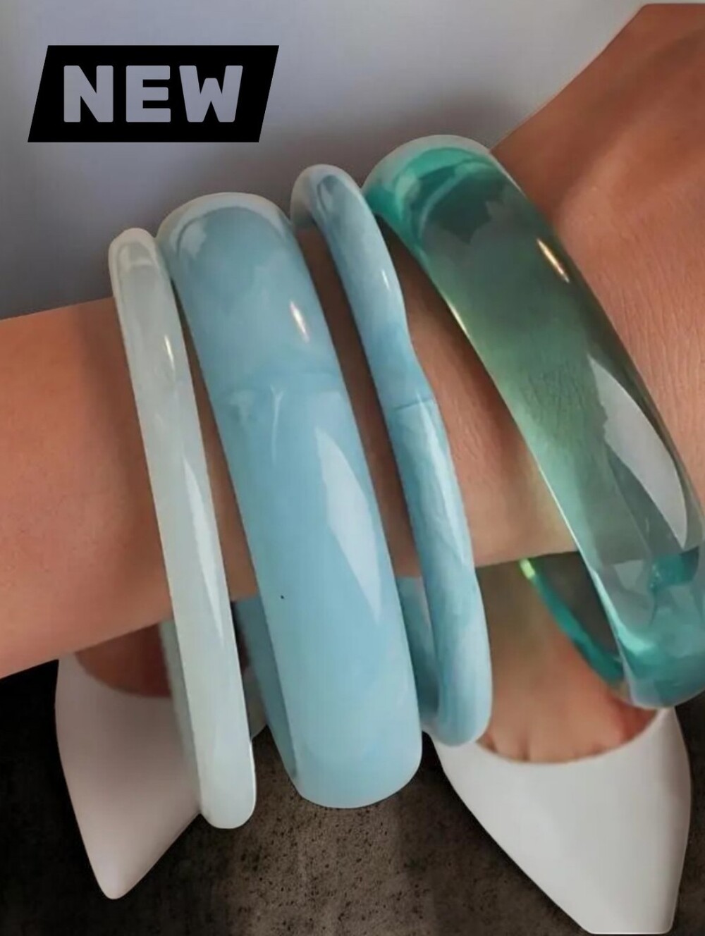 New Set of 4 Chunky Blue Resin Bangles Statement Bracelets